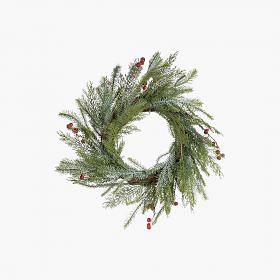Mixed Pine Wreath With Berry